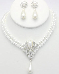 White Pearl Silver Necklace & Earrings Set